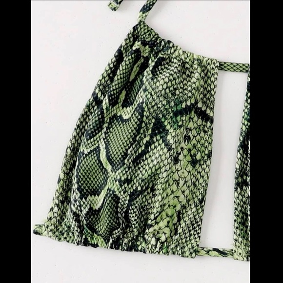 COPY - Snakeskin Print Halter High Cut Bikini Swimsuit👙🌟 - Picture 3 of 6